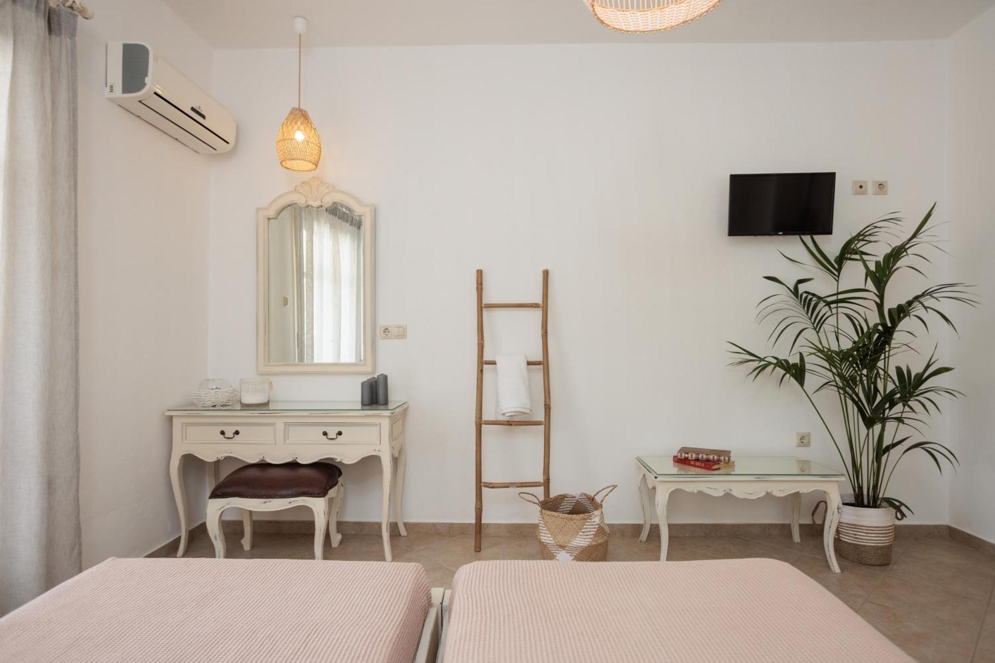Agia Anna  Maria'S Rooms & Studios מראה חיצוני תמונה