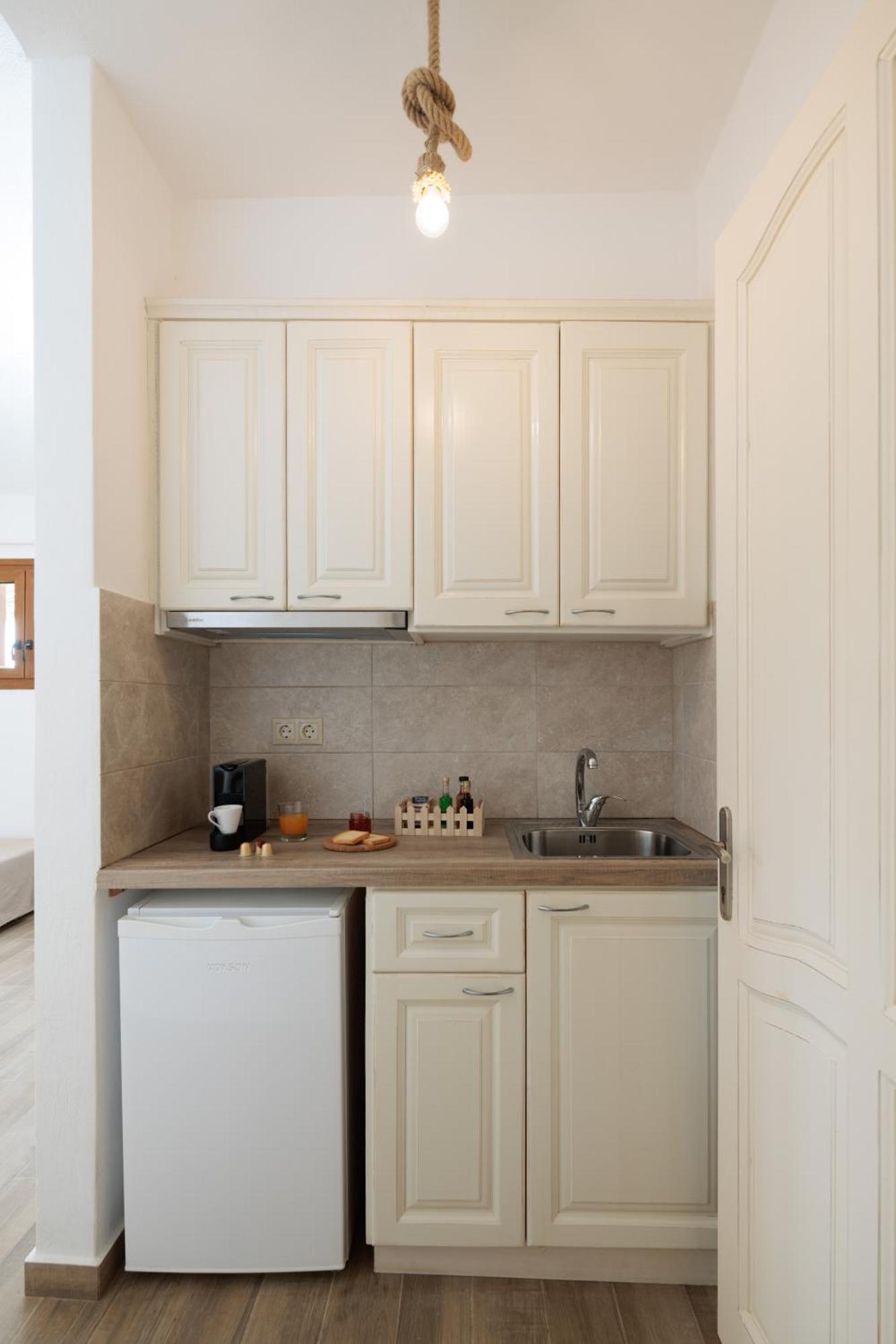 Agia Anna  Maria'S Rooms & Studios מראה חיצוני תמונה